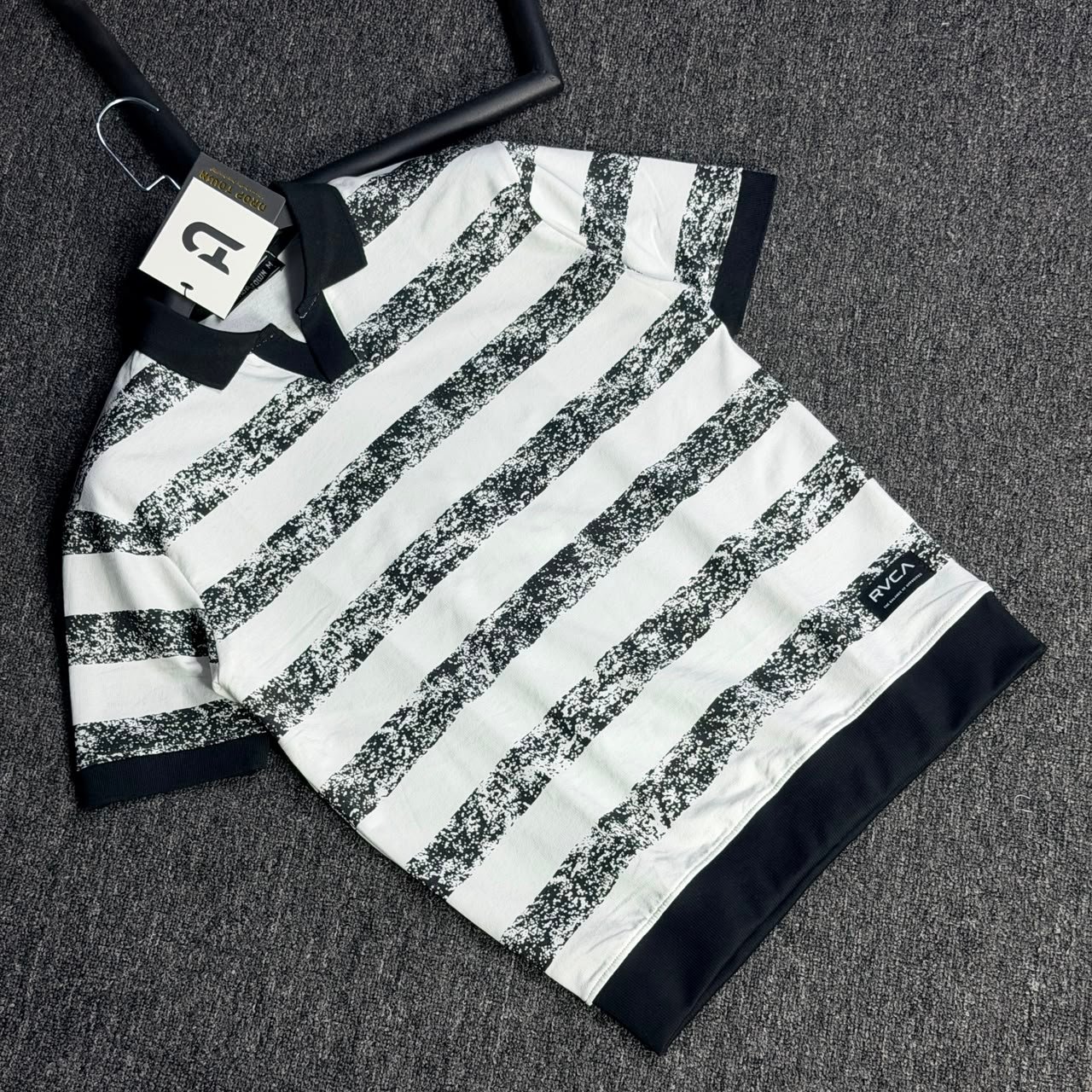 OLD MONEY STRIPE POLO